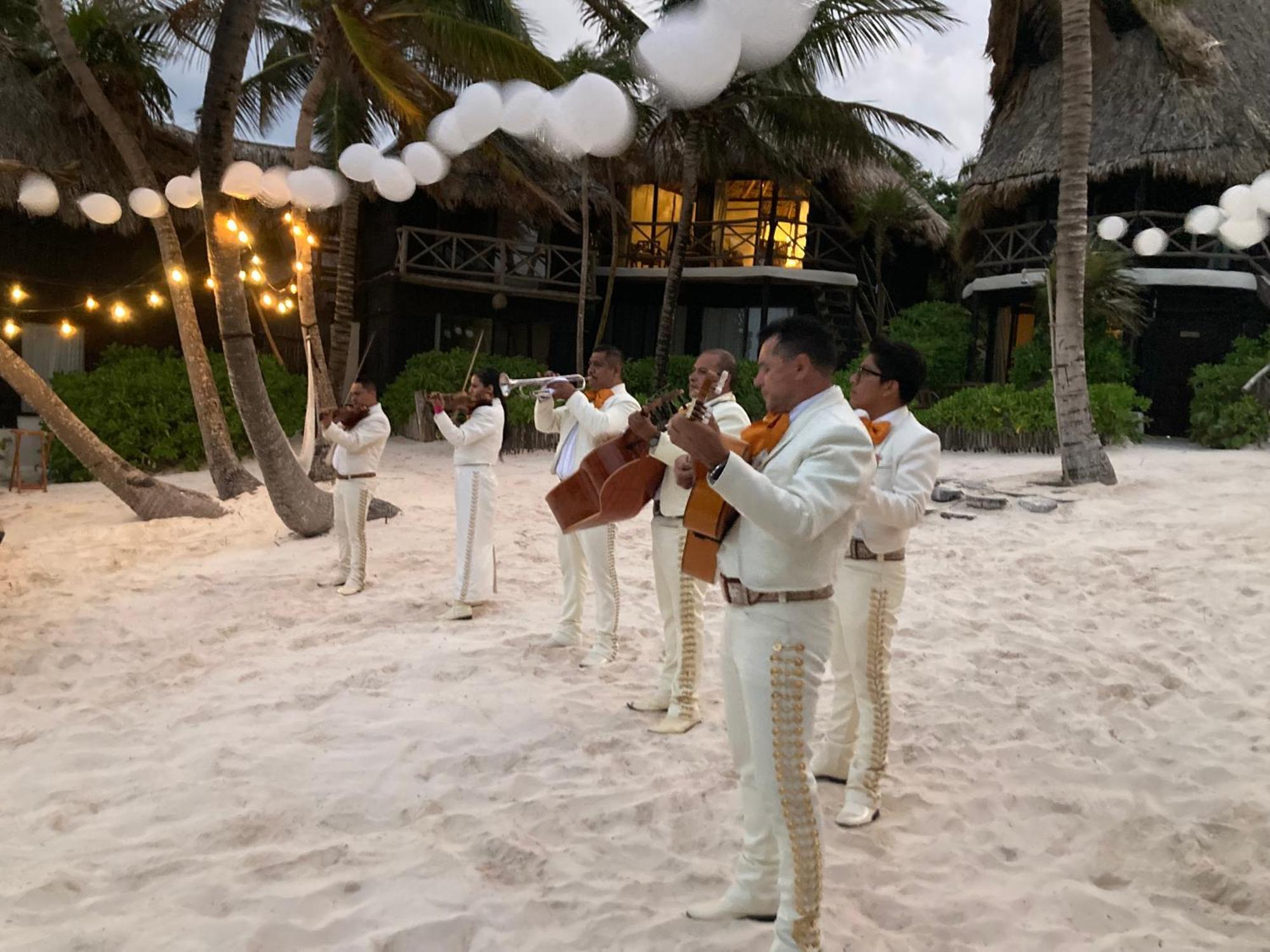 Luv Tulum Hotel Eksteriør billede